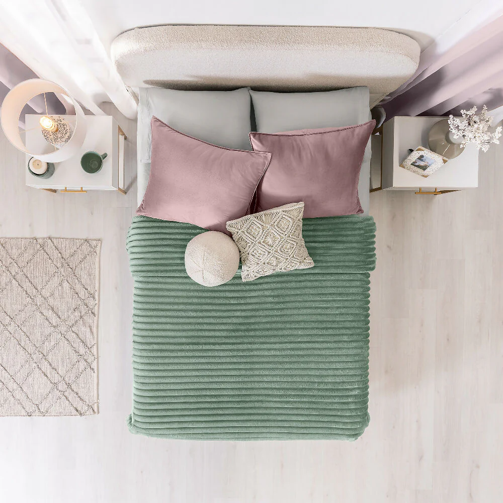 Cobija Nórdica Bariloche, para cama Queen y King, de 240x220 cm - Imagen 2