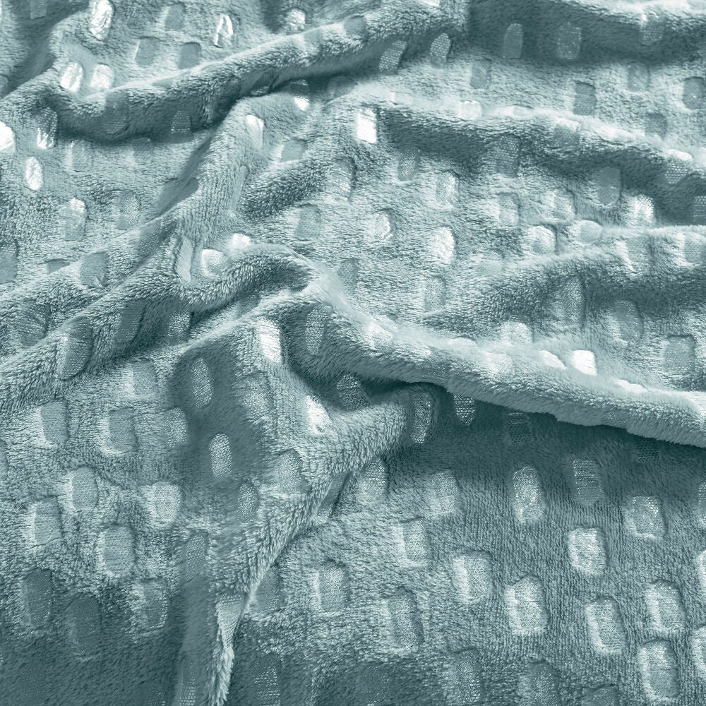 Cobija Ligera Celeste, para cama Sencilla y Doble, de 180x220 cm - Imagen 4