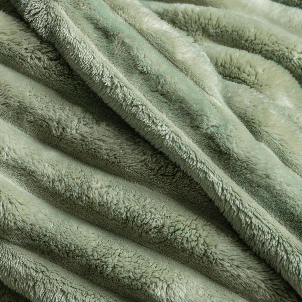 Cobija Nórdica Bariloche, para cama Queen y King, de 240x220 cm - Imagen 3