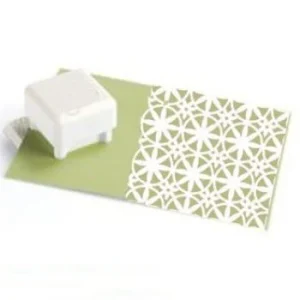 All Over the Page Daisy Window Pattern / Perforadora Diseño de Ventana Margarita