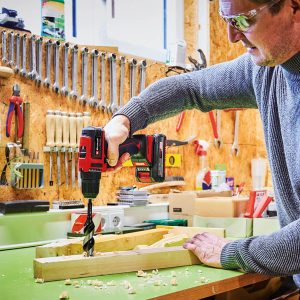 Taladro Rotación 3/8" Inalámbrico Brushless 18 V 40 Nm Incluye 1 Batería 2.5 Ah Y Cargador